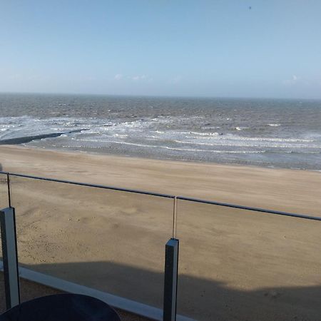 Genieten Van De Vlaamse Kust Met Prachtig Zeezicht De Haan Exterior foto